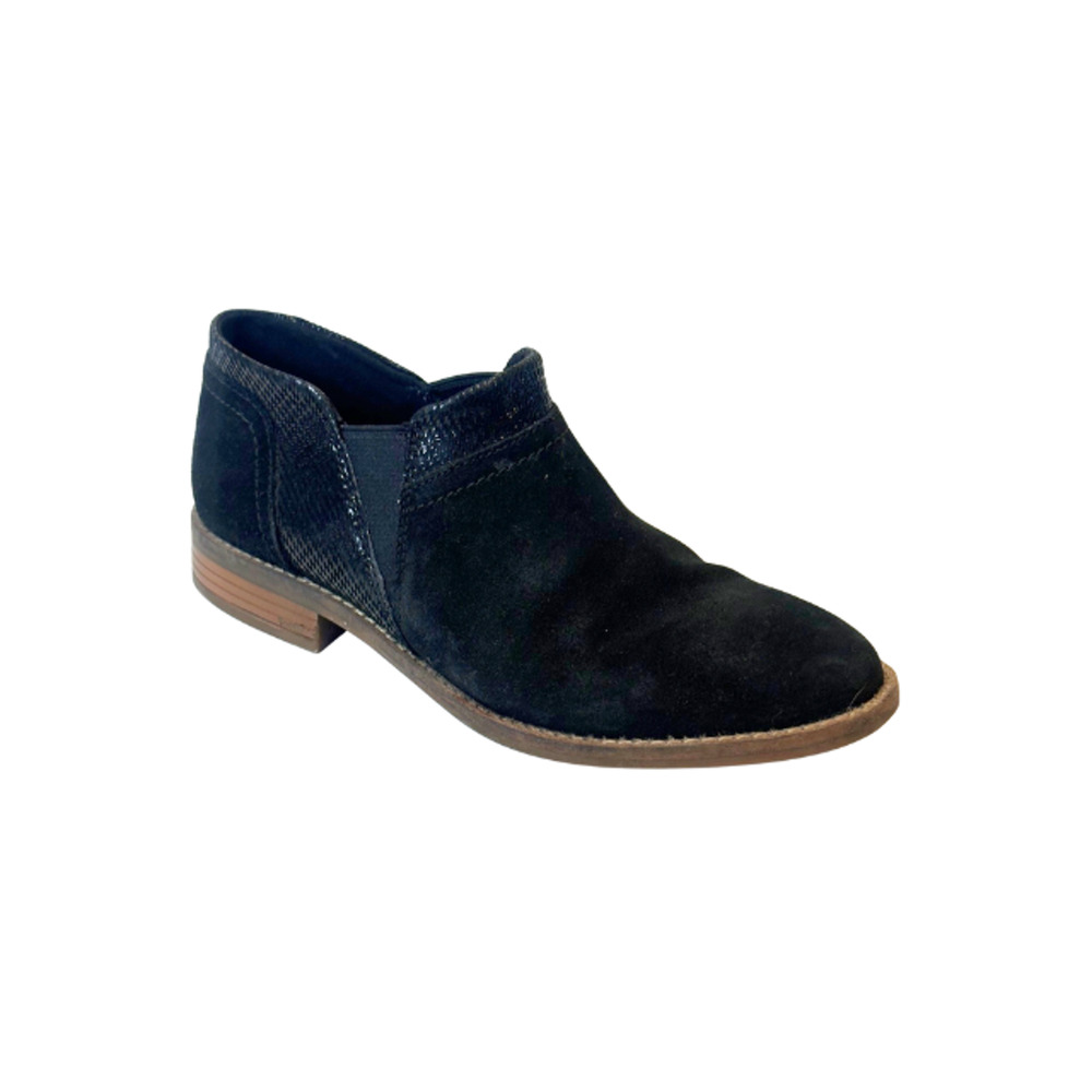 Clarks Camzin Mix Black Suede Slip-On Ankle Booties 8M